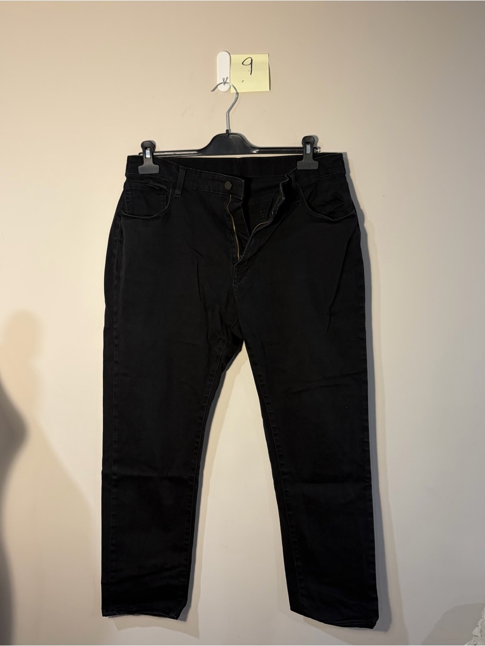 Uniqlo Black Slim Straight Men’s Jeans